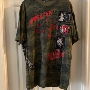 Affliction Green and Red Short Sleeve Tee NEW!!